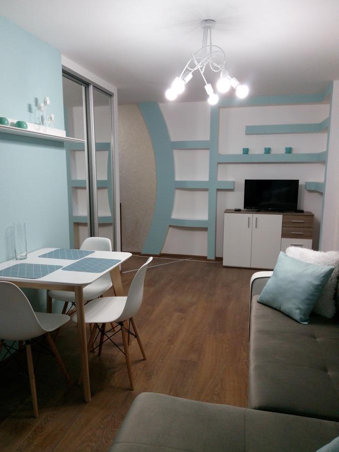 Two-Bedroom Apartment In The Center Khmelʼnytsʼkyy 외부 사진